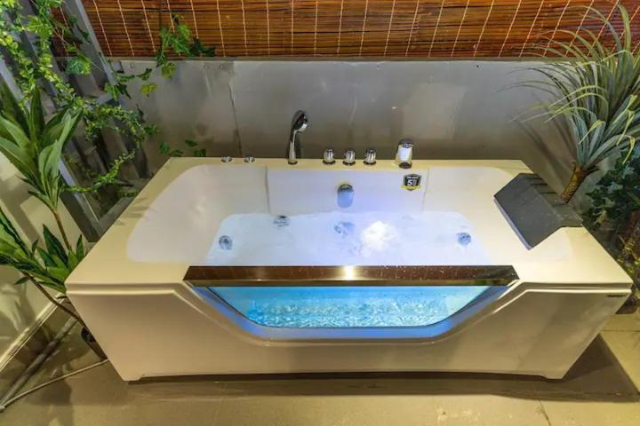 ホーチミン市Saigon Hideout Nguyen Traiアパートメント エクステリア 写真