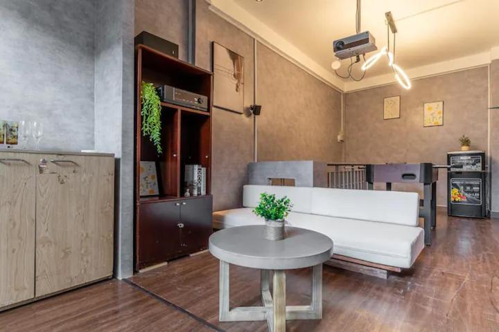 ホーチミン市Saigon Hideout Nguyen Traiアパートメント エクステリア 写真